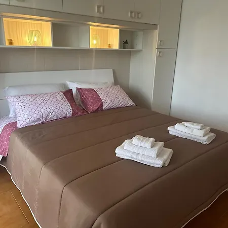 Rooms Gregoraci Frühstückspension *